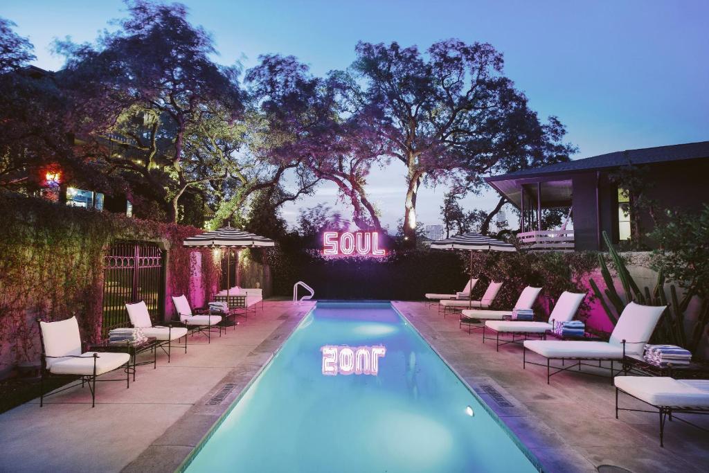 The swimming pool at or close to Hotel Saint Cecilia