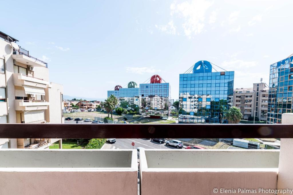 Un balcon sau o terasă la Giusy Monreale Apartment