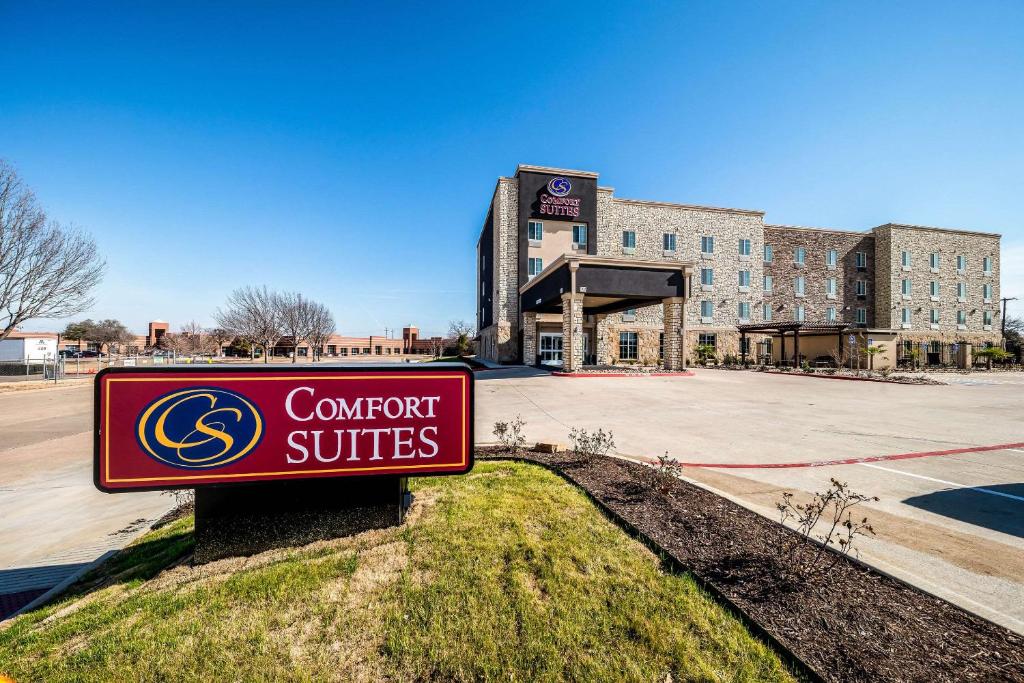 Grand Prairie şehrindeki Comfort Suites Grand Prairie - Arlington North tesisine ait fotoğraf galerisinden bir görsel