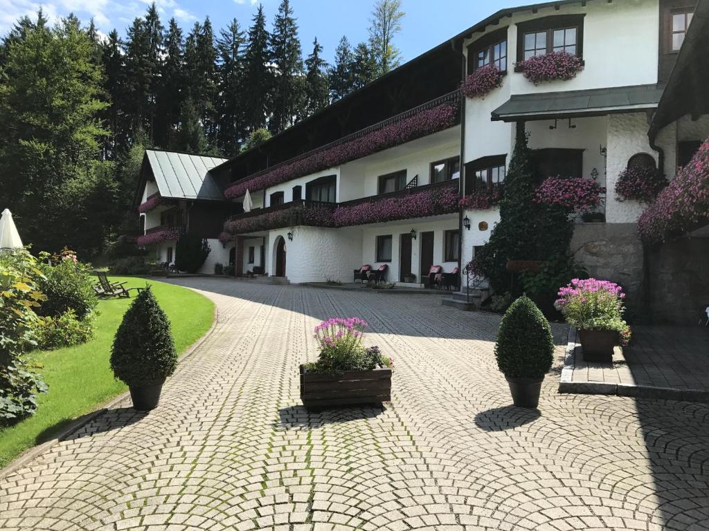 Vrt pred nastanitvijo Landhaus Preißinger