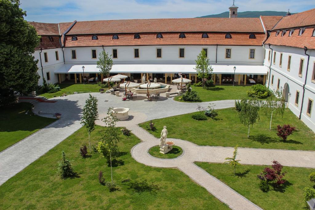 Zahrada ubytování Hotel Medieval