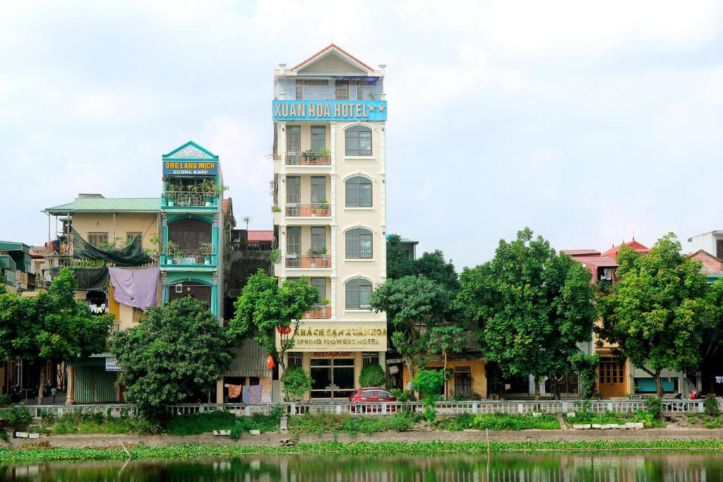 El edificio en el que está el hotel