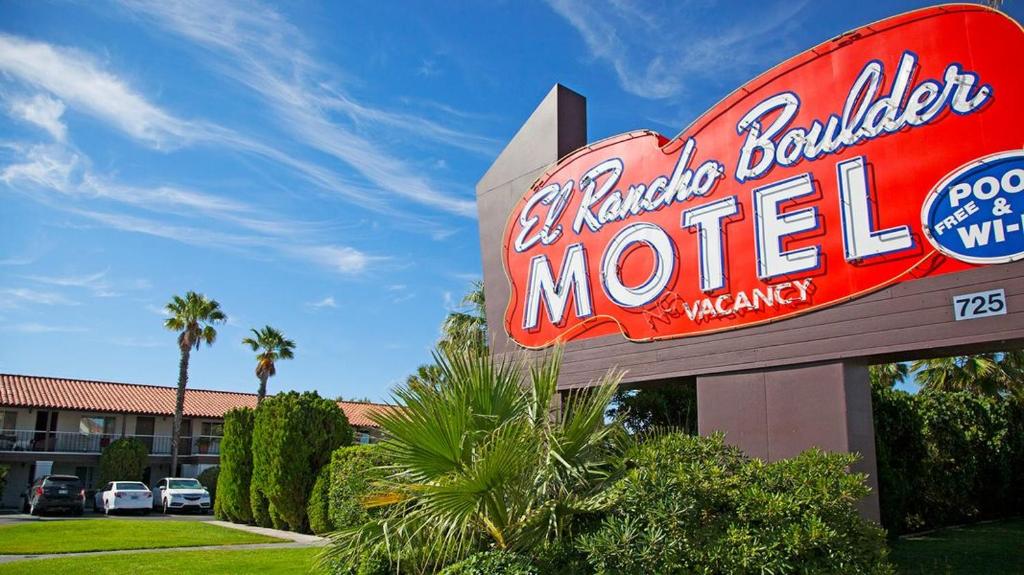 Сертификат, награда, табела или друг документ на показ в El Rancho Boulder Motel