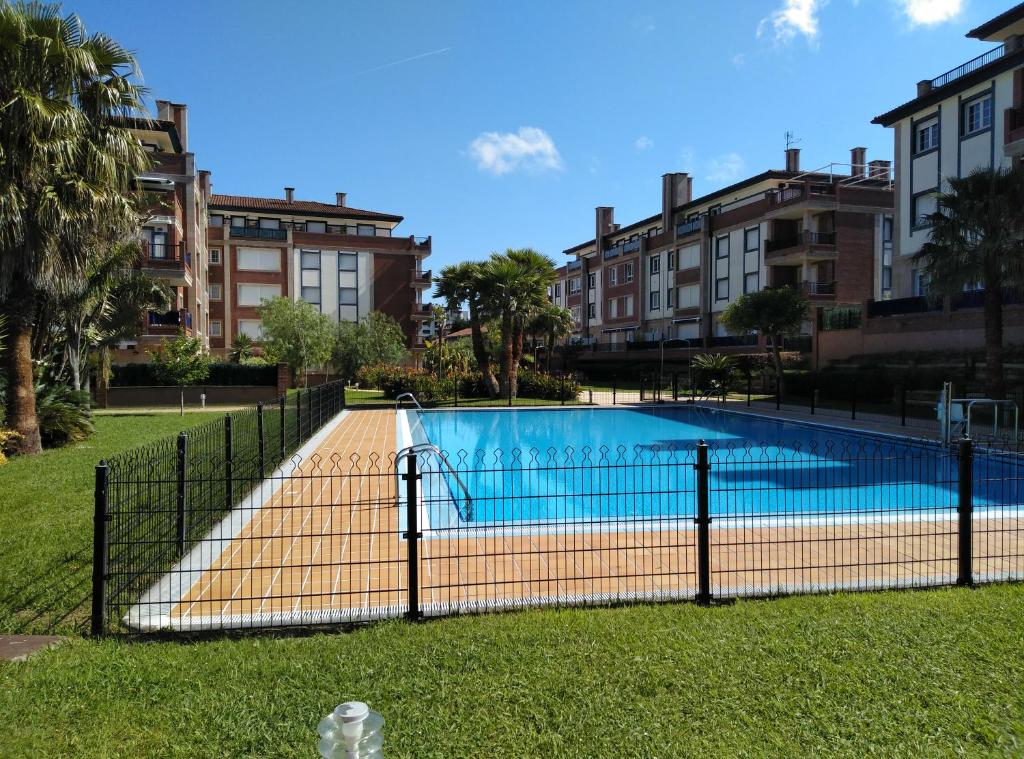 A piscina localizada em BAKIO BEACH ou nos arredores