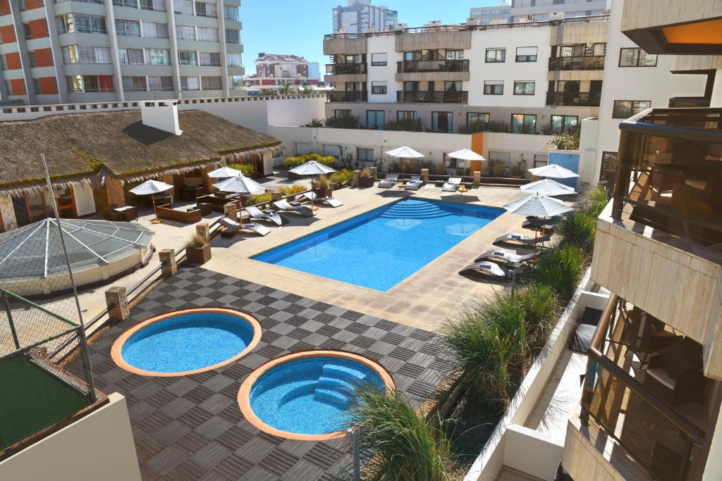 A piscina em ou perto de Golden Beach Resort & Spa