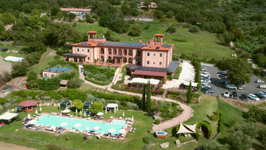 Bazen u objektu Saturnia Tuscany Hotel ili u blizini