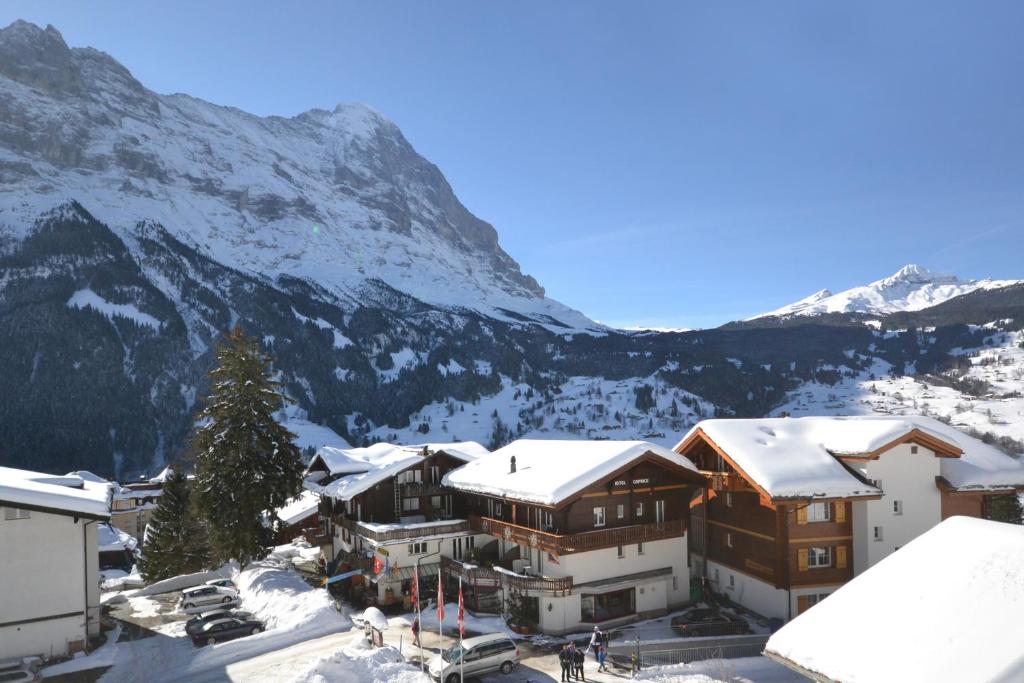 Vue générale sur la montagne ou vue sur la montagne depuis l'hôtel