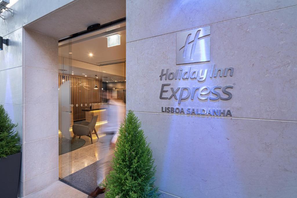 Zdjęcie z galerii obiektu Holiday Inn Express - Lisbon - Plaza Saldanha, an IHG Hotel w Lizbonie