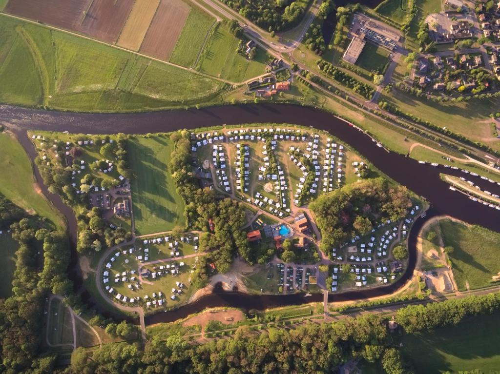 Loftmynd af Camping De Koeksebelt