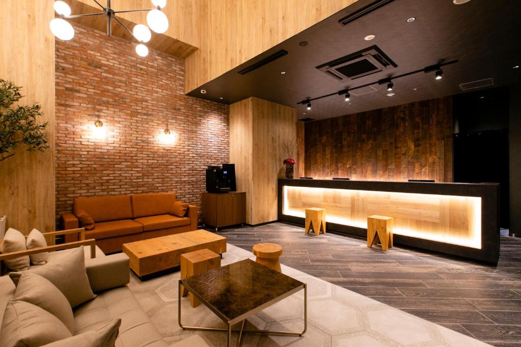 A seating area at Hotel Wing International Sapporo Susukino