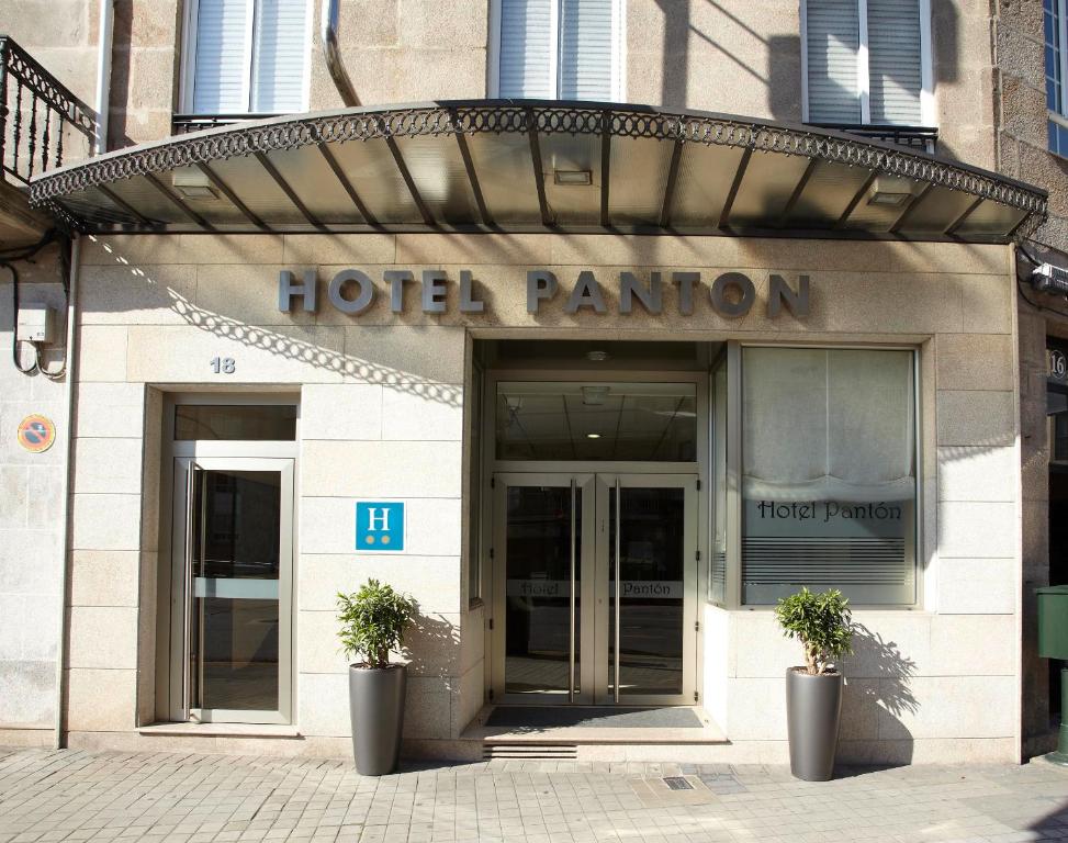 Η πρόσοψη ή η είσοδος του Hotel Pantón