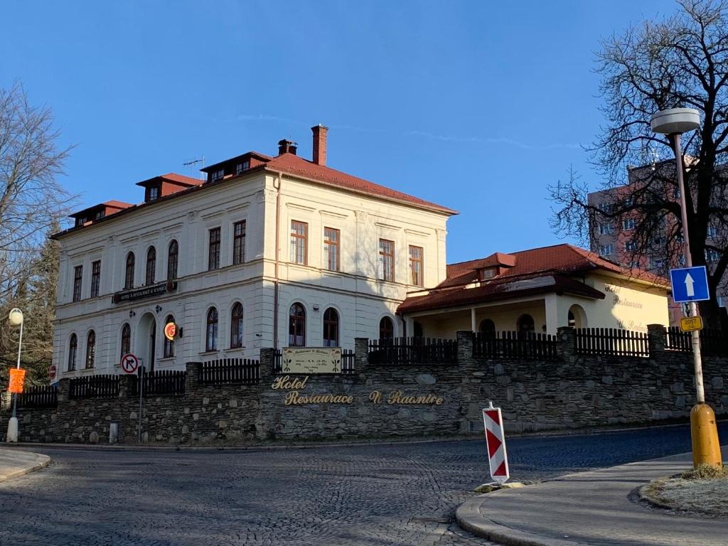 Zgrada u kojoj se nalazi hotel