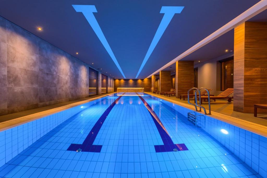 Bassein majutusasutuses Kalman SPA&GYM või selle lähedal