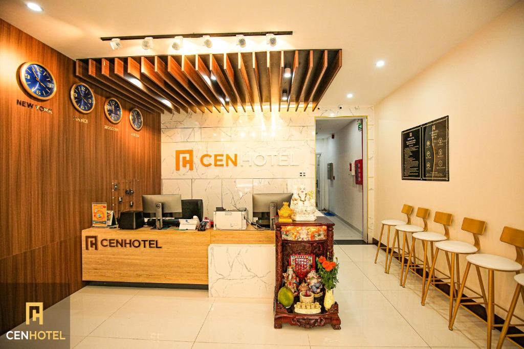 The lobby or reception area at Cen Hotel