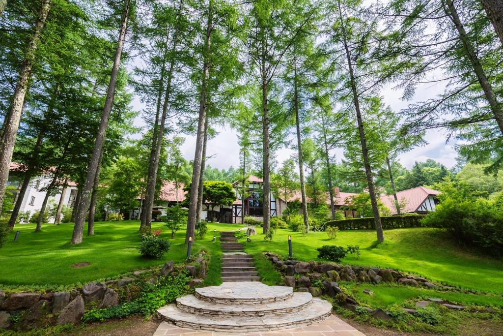 Un jardín fuera de Tateshina Tokyu Hotel