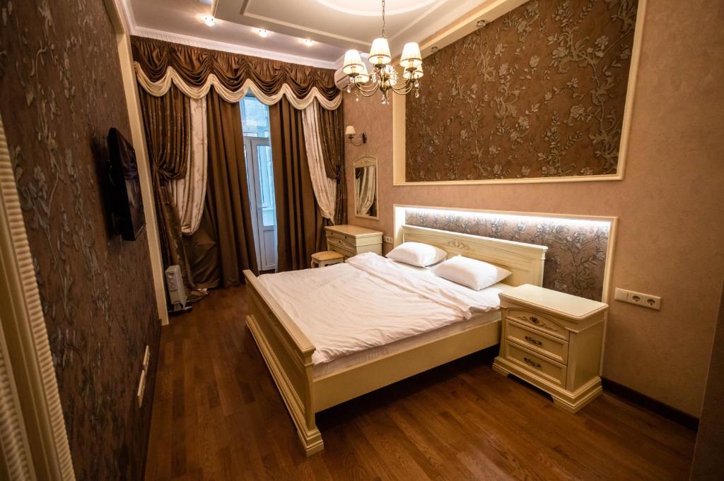 Kyiv 2Rooms Classic Apartment 객실 침대