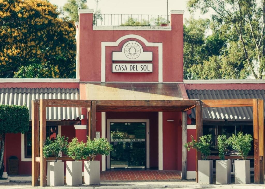 The facade or entrance of Casa del Sol Hotel & Restaurante