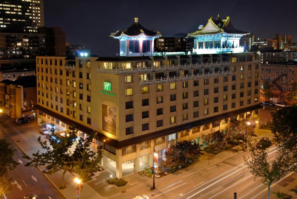 El edificio en el que está el hotel