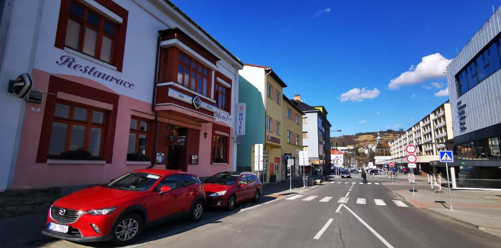 Bližnja soseska oz. soseska, v kateri se nahaja hotel