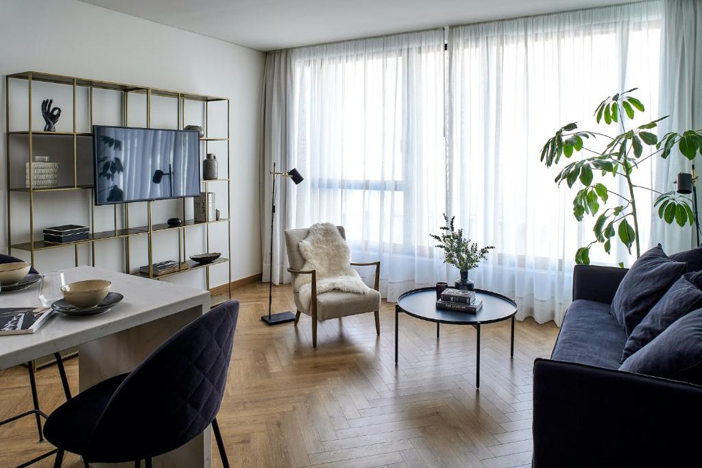 Svetainės erdvė apgyvendinimo įstaigoje Nôma Living Avenida 60