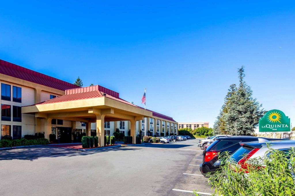 Foto de la galeria de La Quinta by Wyndham Oakland Airport Coliseum a Oakland