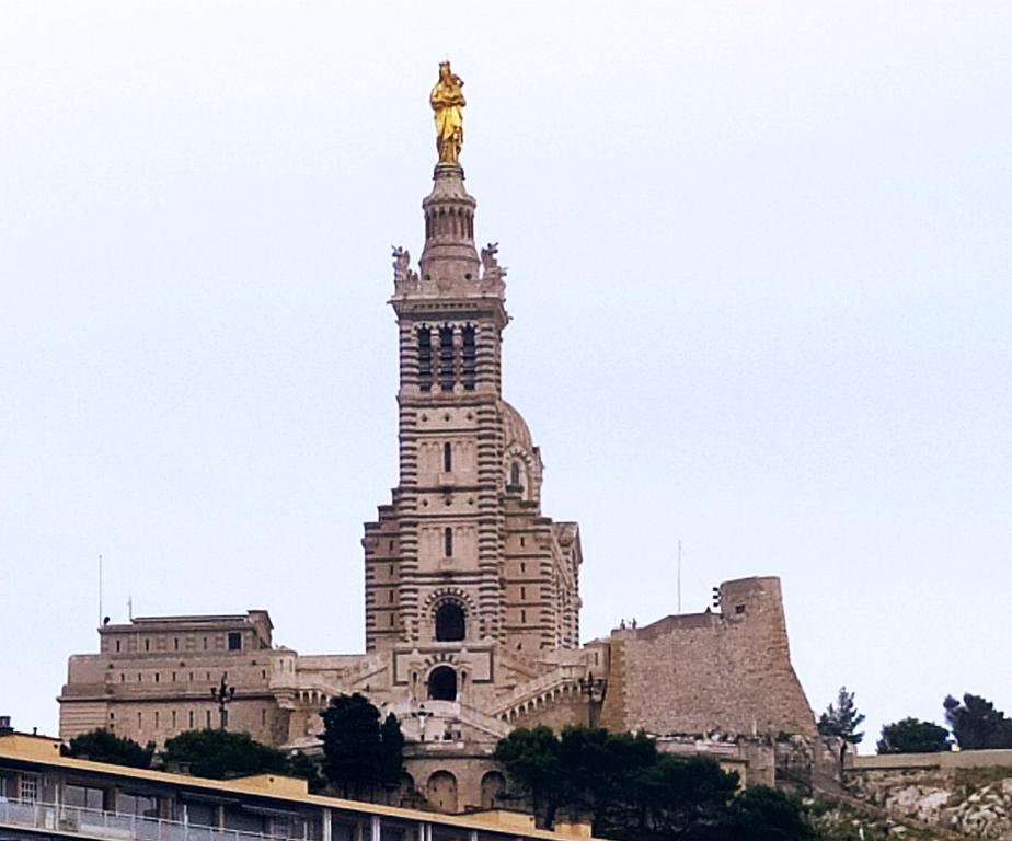 Kuvagallerian kuva majoituspaikasta T2 Vue sur la Basilique de Notre Dame de la Garde, joka sijaitsee kohteessa Marseille