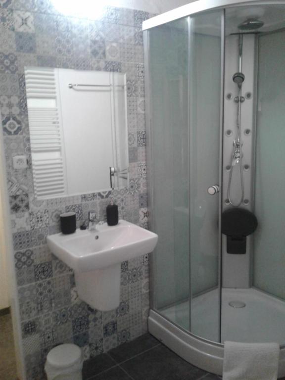 Un baño de Penzion Muškát