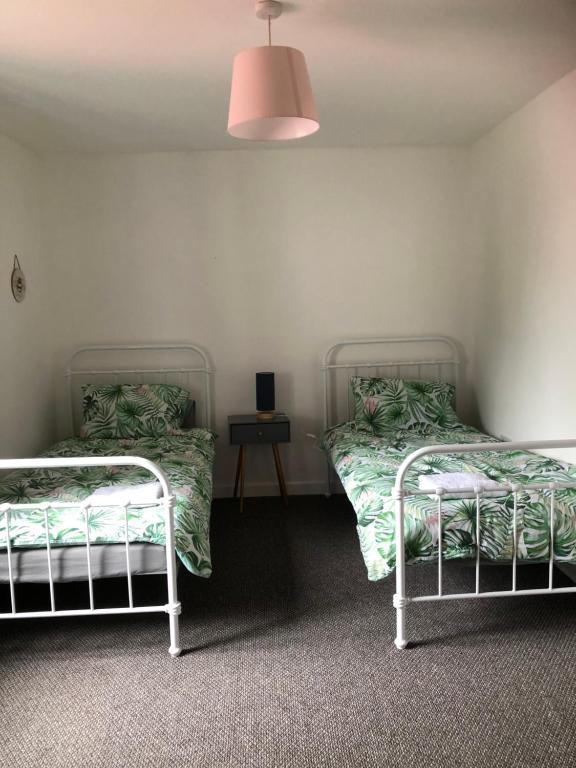 Tempat tidur dalam kamar di Llanberis Snowdonia