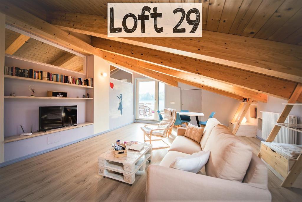 Setusvæði á Loft 29 mansardato con ampio terrazzo