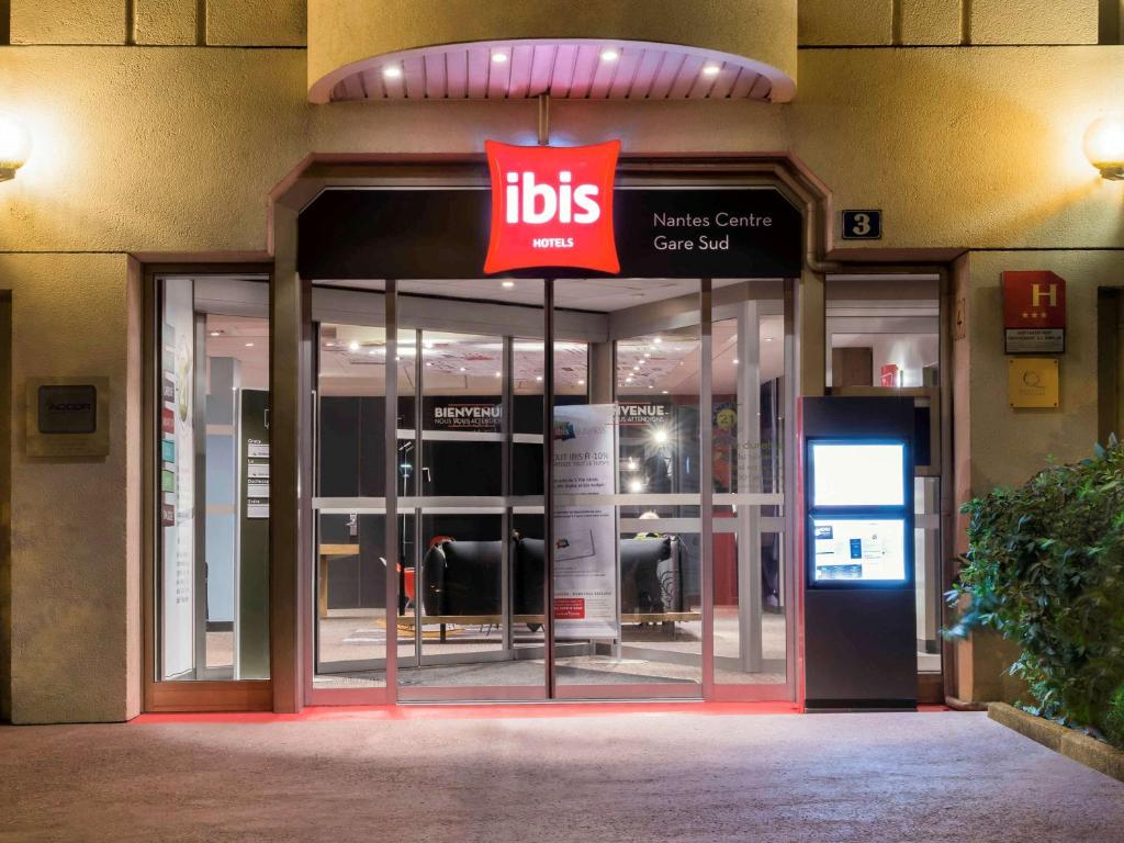 Fasada ili ulaz u objekt ibis Nantes Centre Gare Sud