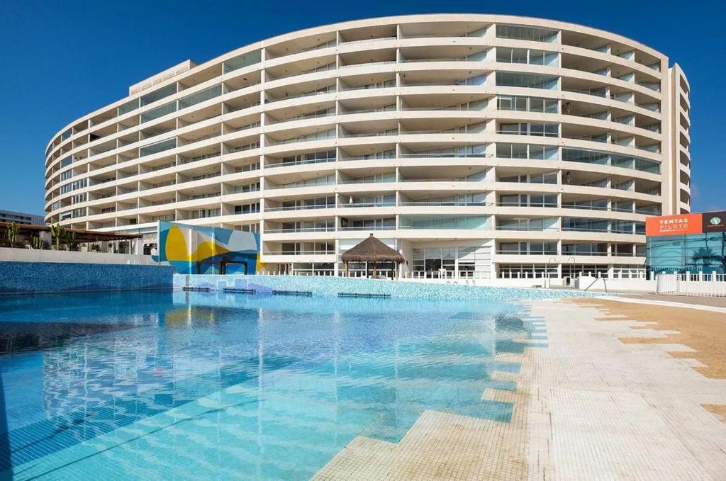 Poolen vid eller i närheten av Aqua La Serena