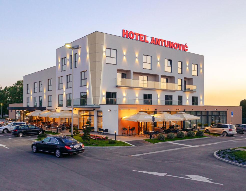 Zgrada u kojoj se nalazi hotel