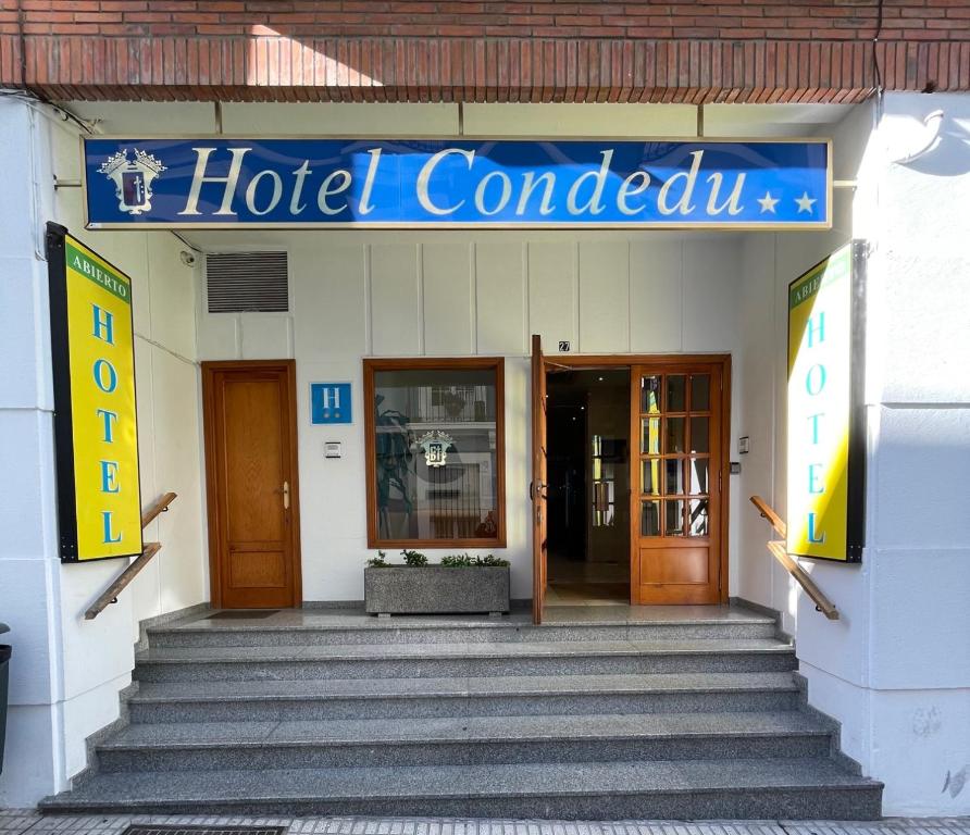 La fachada o entrada de Condedu