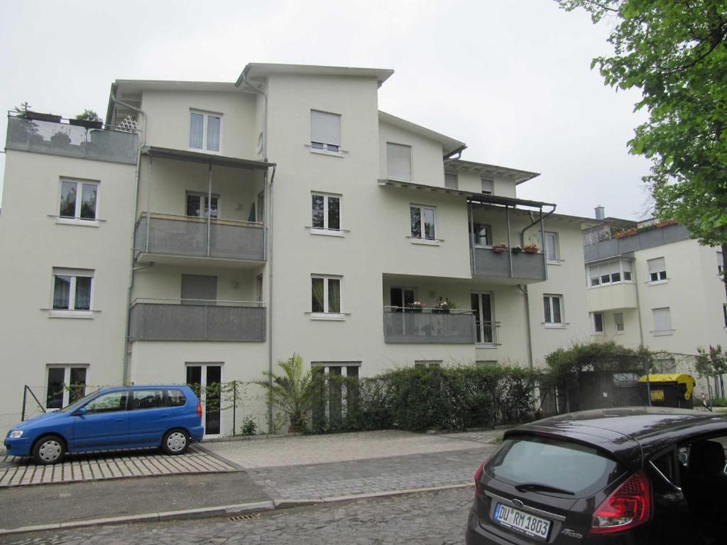 Zgradba, v kateri se nahaja apartma