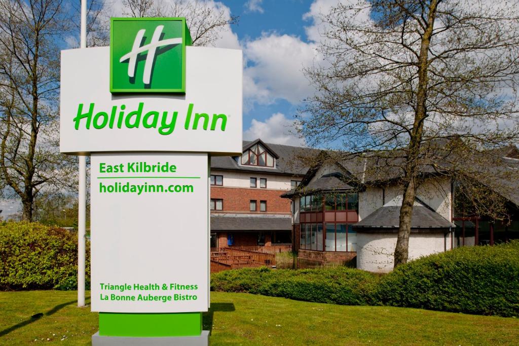 Ett certifikat, pris eller annat dokument som visas upp på Holiday Inn Glasgow - East Kilbride, an IHG Hotel