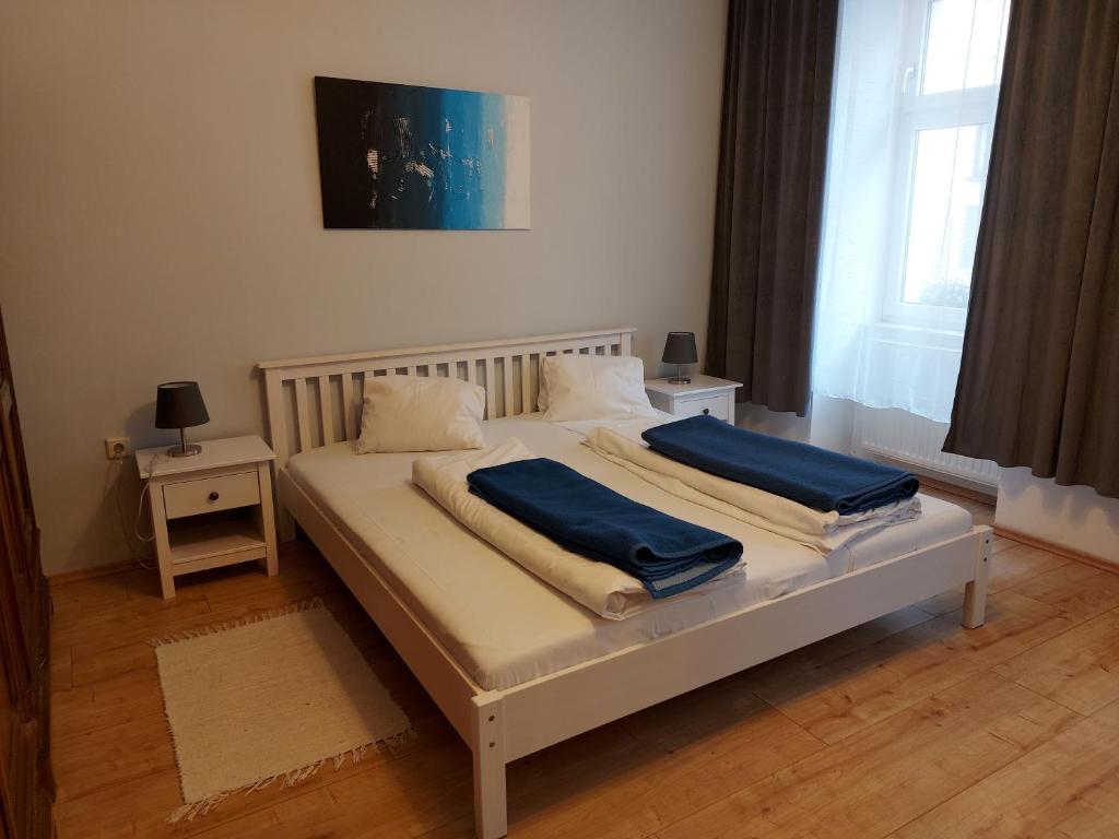 Säng eller sängar i ett rum på Appartements Andrea