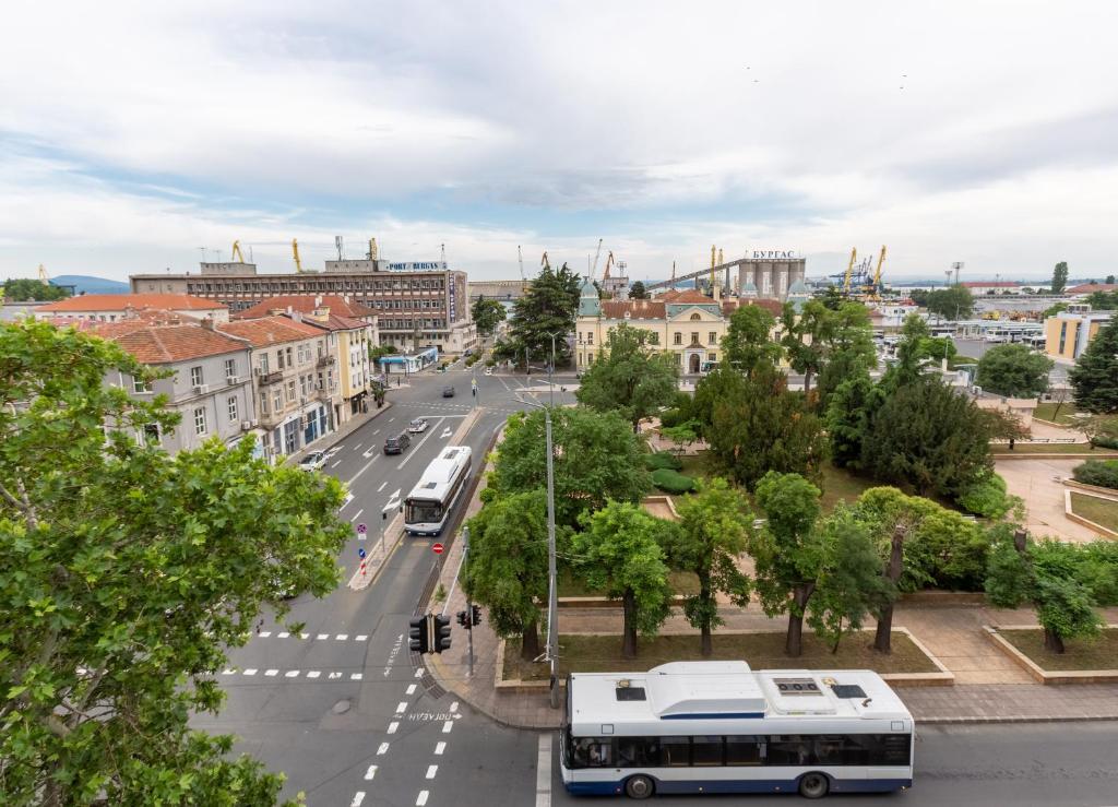 El barri de l'apartament o un barri que hi ha a prop