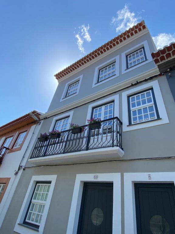 O edifício em que o apartamento se localiza