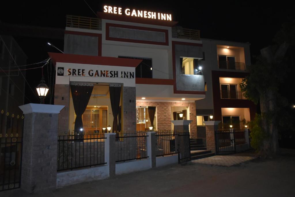 Imagine din galeria proprietății Sree Ganesh Inn în Palni