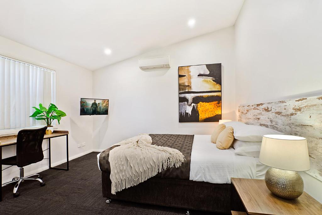 Galeriebild der Unterkunft Newcastle Short Stay Accommodation - Birmingham Garden Townhouses in Newcastle