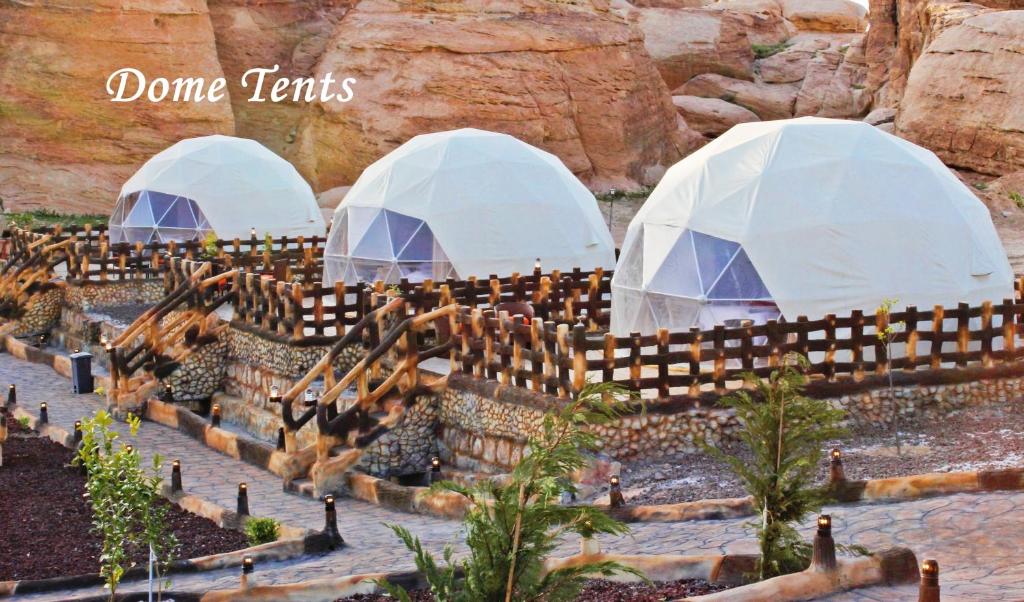 Gambar di galeri bagi Seven Wonders Luxury Camp di Wadi Musa