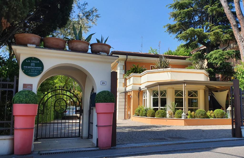 Exteriér alebo vchod do ubytovania La Villa Desenzano