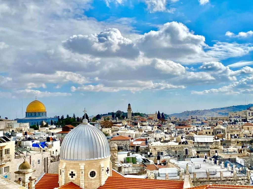 Cảnh Jerusalem hoặc tầm nhìn thành phố từ nhà trọ