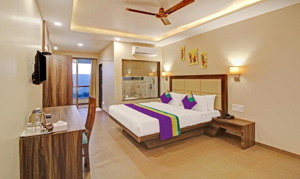 Легло или легла в стая в Treebo Mountain Retreat Mahabaleshwar, 600 Mtrs From Lingmala Waterfall