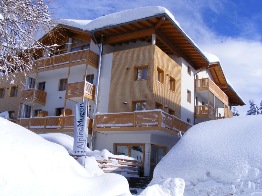 Alpine Mugon Hotel durante l'inverno