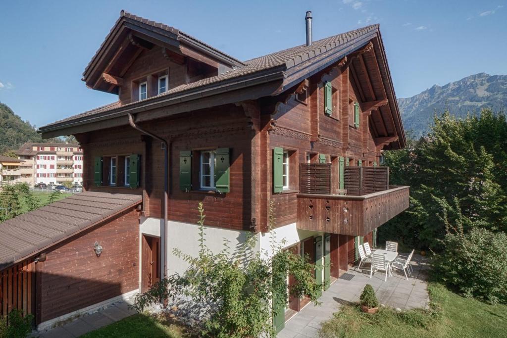 Splošen pogled na gorovje oz. razgled na gore, ki ga ponuja apartma