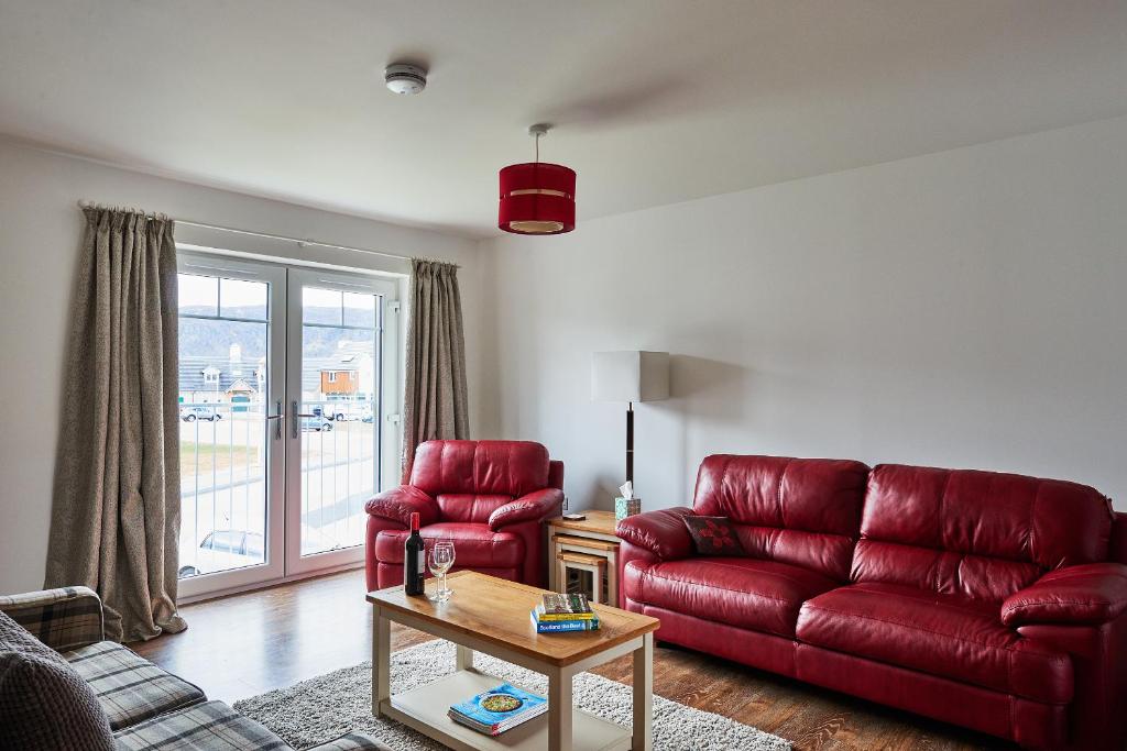 Prostor za sedenje u objektu Aviemore apartment (pet friendly) - sleeps 4