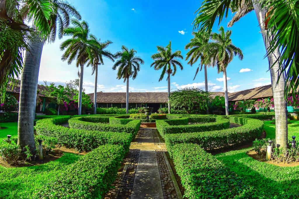 Sodas prie apgyvendinimo įstaigos Hotel El Convento Leon Nicaragua