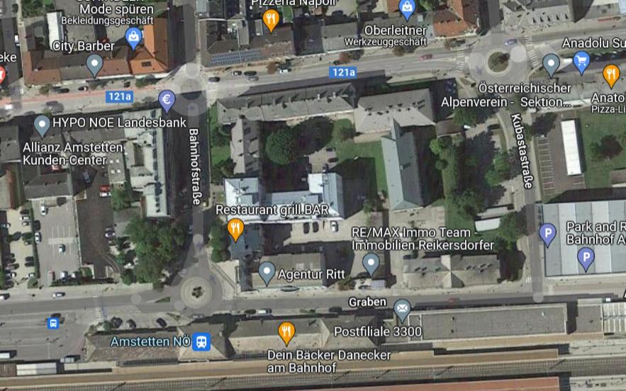 carte d'une intersection avec des flèches jaunes dans l'établissement City Apartments Amstetten, à Amstetten