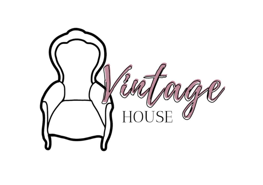 Chứng chỉ, giải thưởng, bảng hiệu hoặc các tài liệu khác trưng bày tại Vintage House